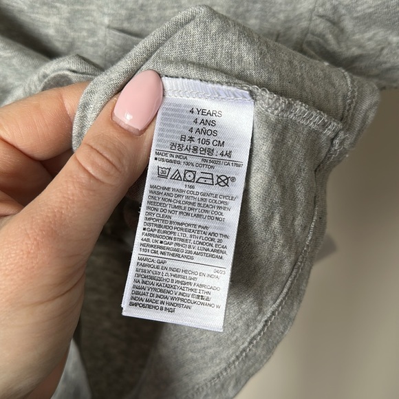 Gap Toddler Short Sleeve T-Shirt Size 4 - Picture 6 of 9